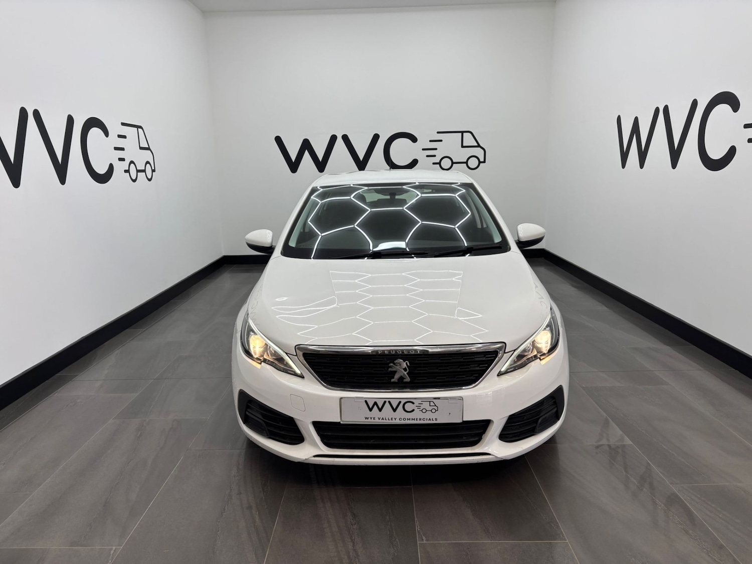 Used Peugeot 308 2018 for sale - 77661898: Photo 3