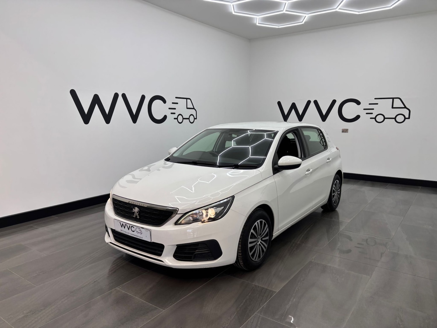 Used Peugeot 308 2018 for sale - 77661898: Photo 6