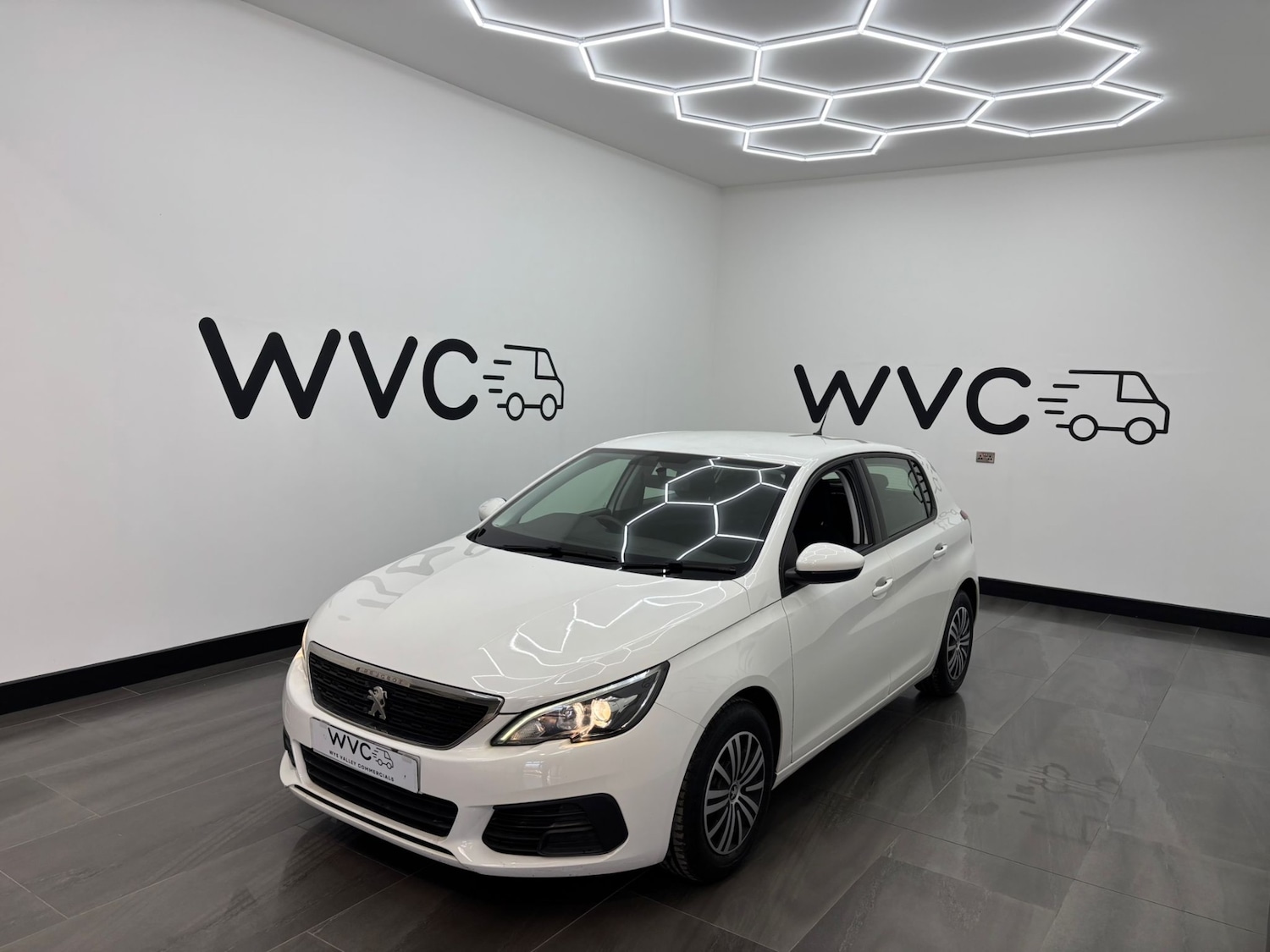 Used Peugeot 308 2018 for sale - 77661898: Photo 7