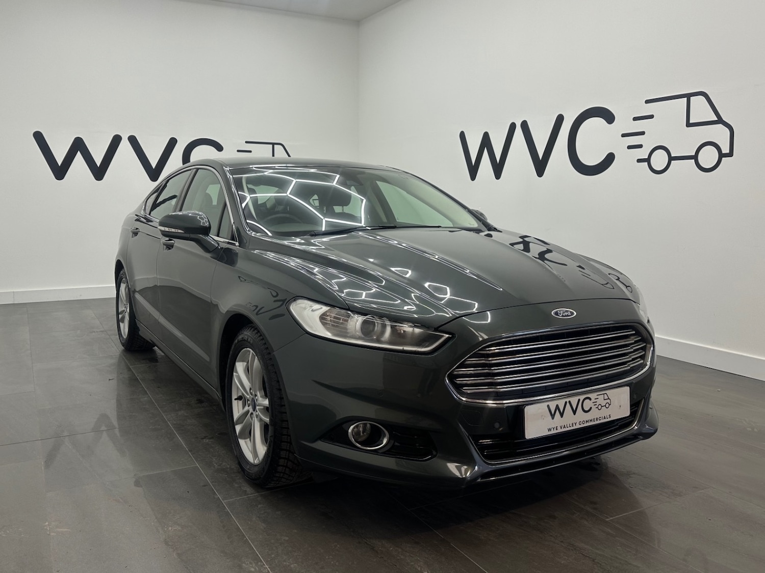 Used Ford Mondeo 2015 for sale - 76649634: Photo 1