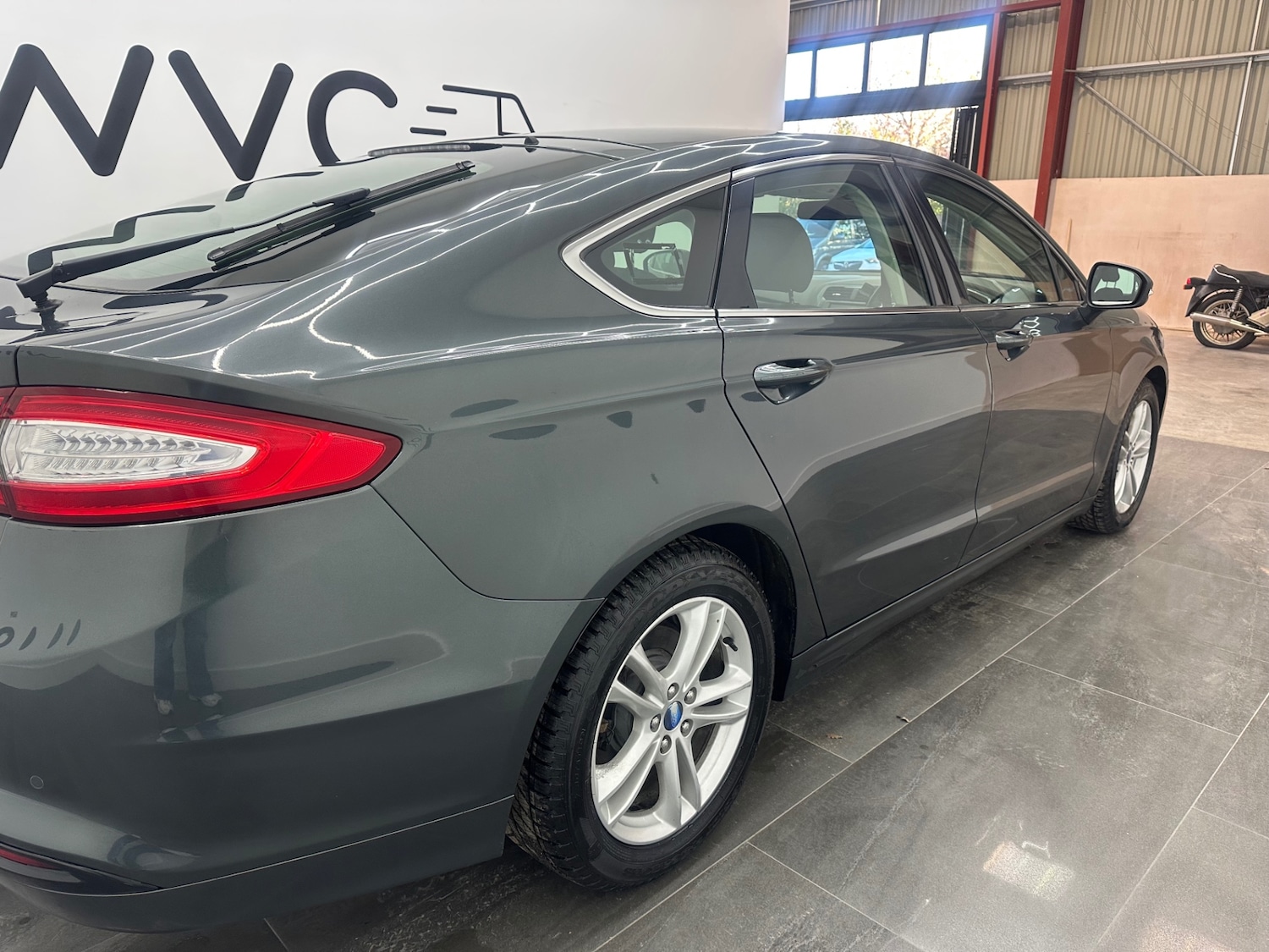 Used Ford Mondeo 2015 for sale - 76649634: Photo 14