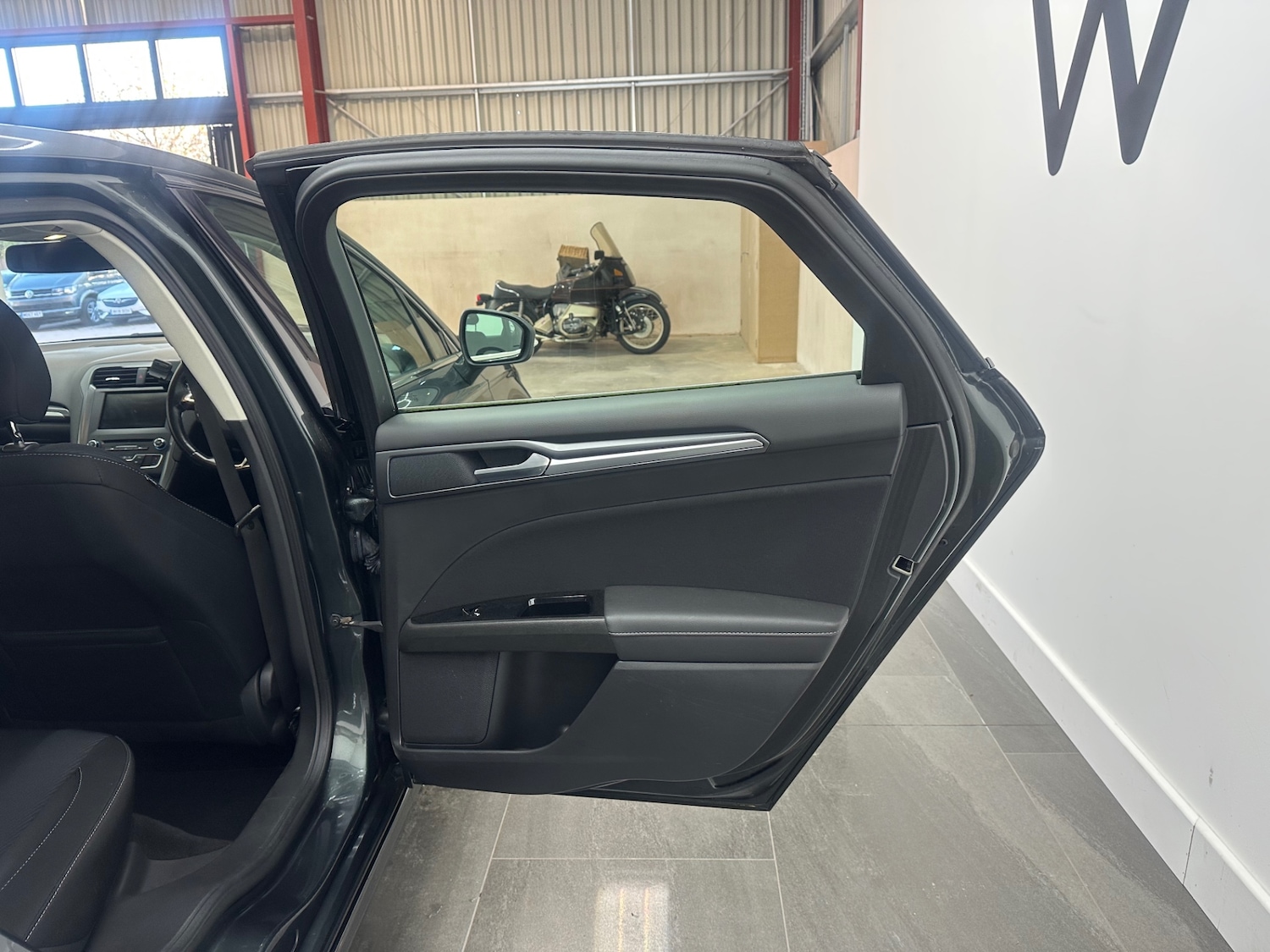 Used Ford Mondeo 2015 for sale - 76649634: Photo 15