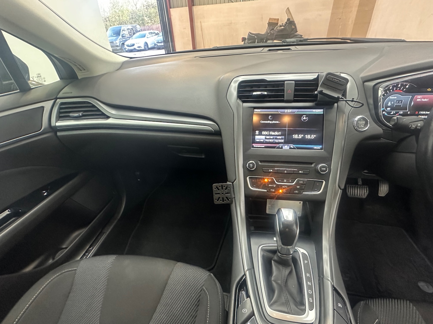 Used Ford Mondeo 2015 for sale - 76649634: Photo 24