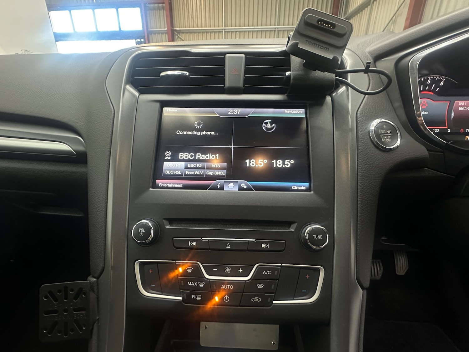 Used Ford Mondeo 2015 for sale - 76649634: Photo 27