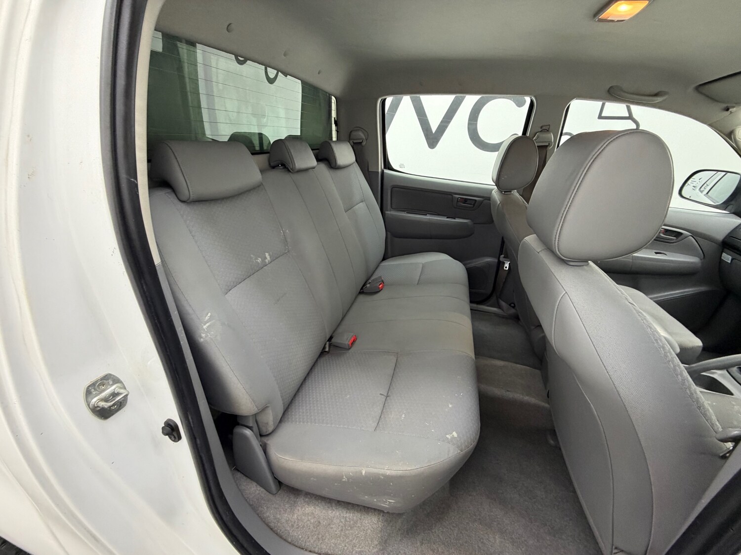 Used Toyota Hilux 2010 for sale - 77902628: Photo 12