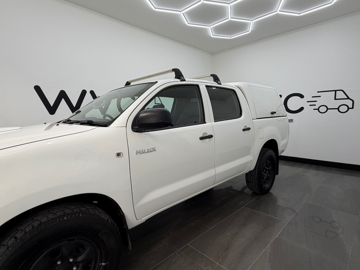 Used Toyota Hilux 2010 for sale - 77902628: Photo 5