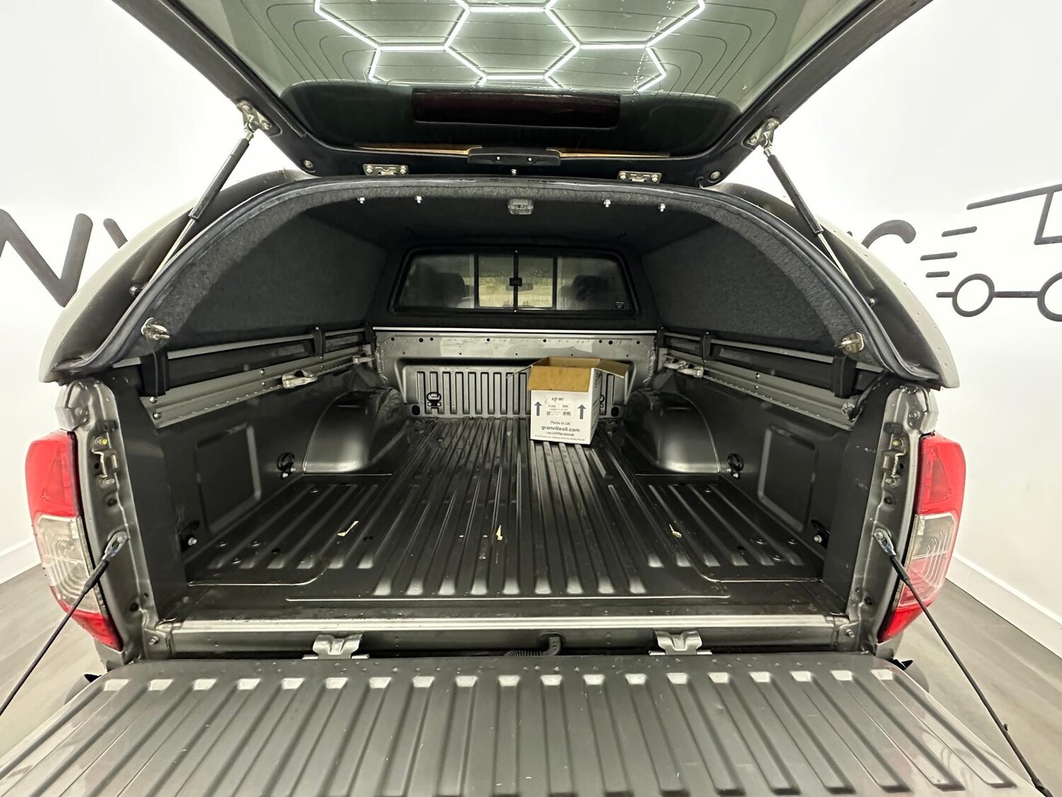 Used Nissan Navara 2020 for sale - 76637169: Photo 15