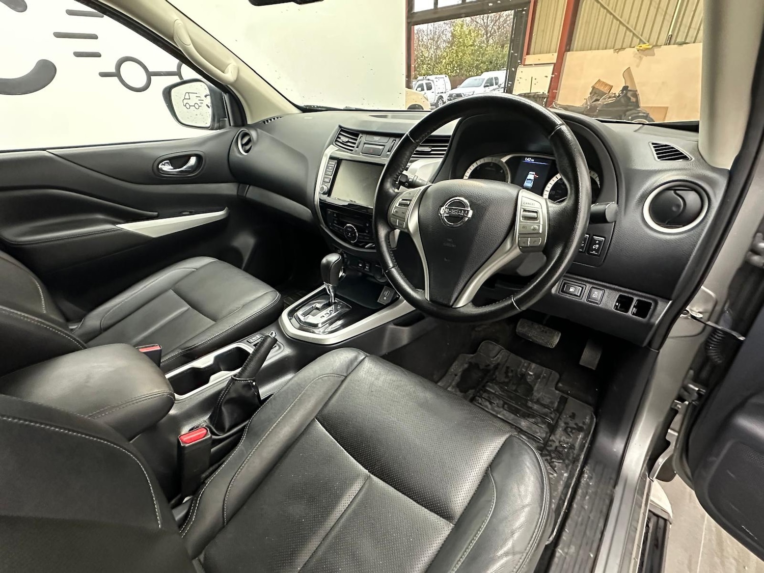 Used Nissan Navara 2020 for sale - 76637169: Photo 27