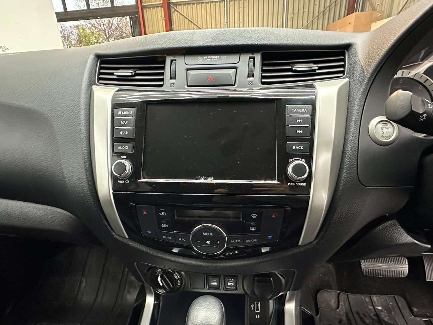 Used Nissan Navara 2020 for sale - 76637169: Photo 32