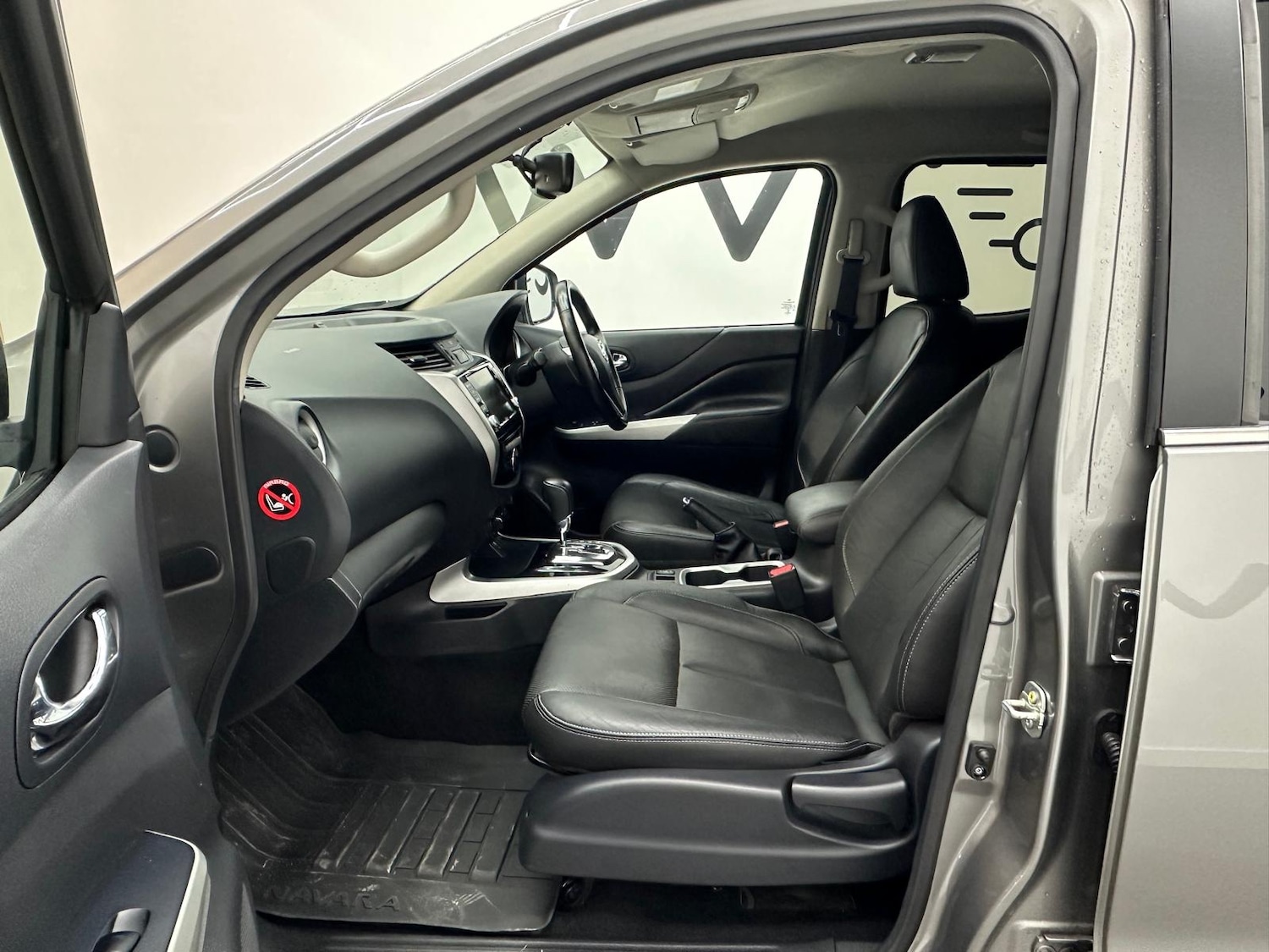 Used Nissan Navara 2020 for sale - 76637169: Photo 7