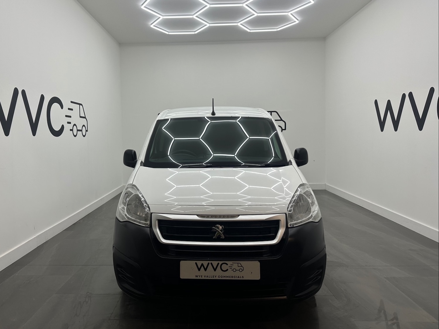 Used Peugeot Partner 2016 for sale - 76791233: Photo 2