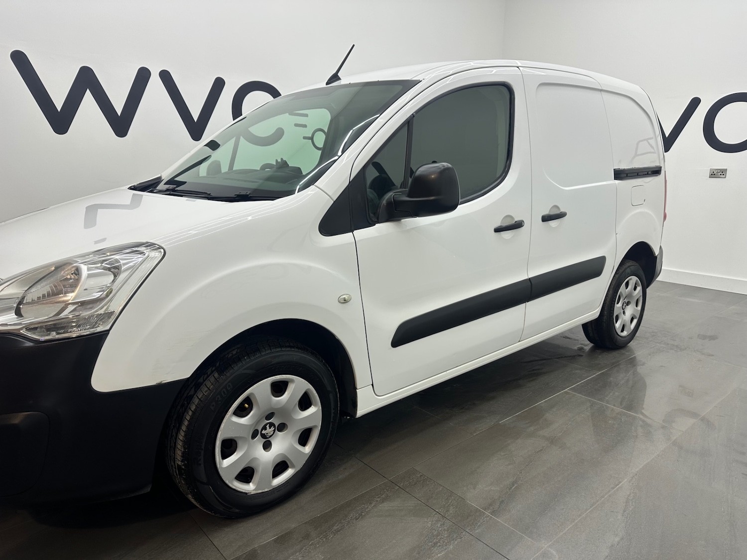 Used Peugeot Partner 2016 for sale - 76791233: Photo 4