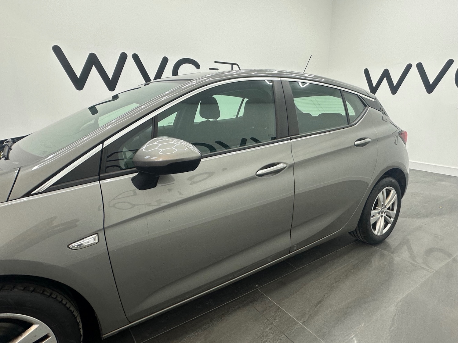 Used Vauxhall Astra 2017 for sale - 76626717: Photo 5