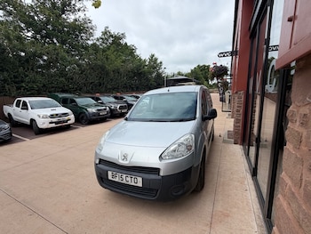 Used Peugeot Partner 2015 for sale - 78952205: Photo