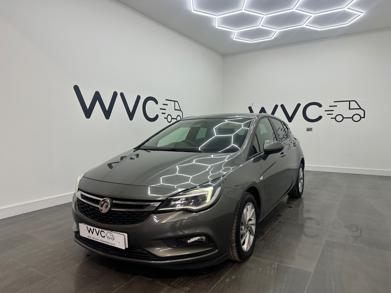 Used Vauxhall Astra 2019 for sale - 76906159: Photo 3