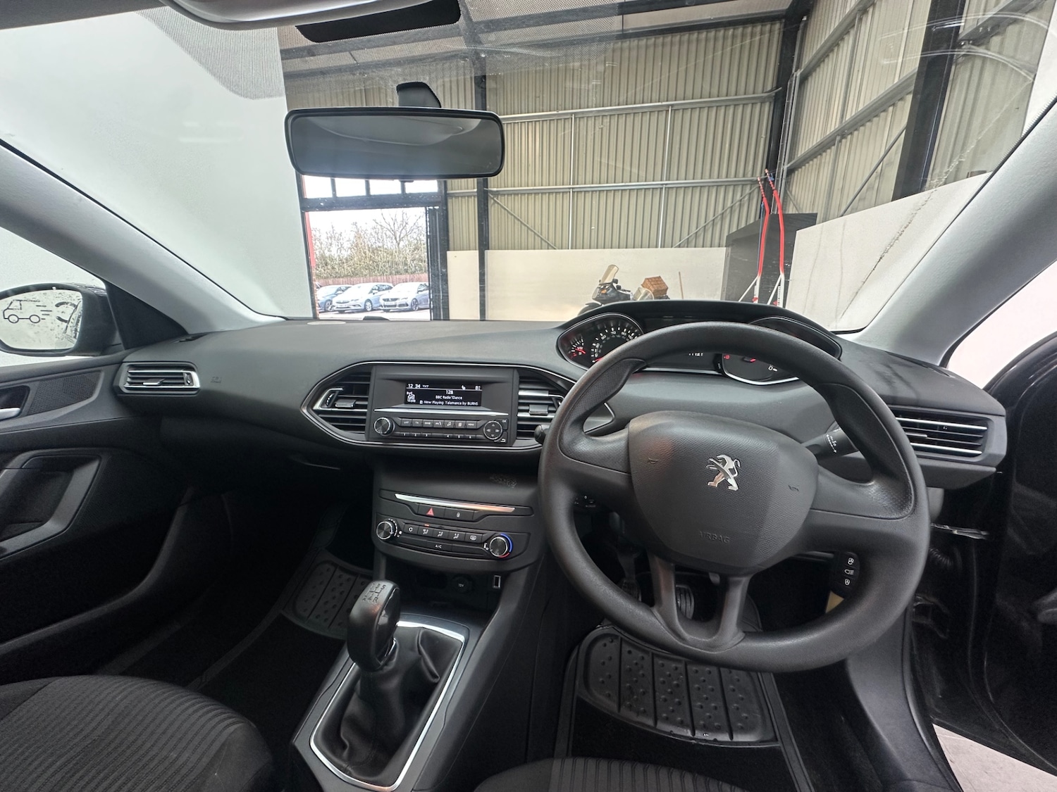 Used Peugeot 308 2018 for sale - 77298508: Photo 22
