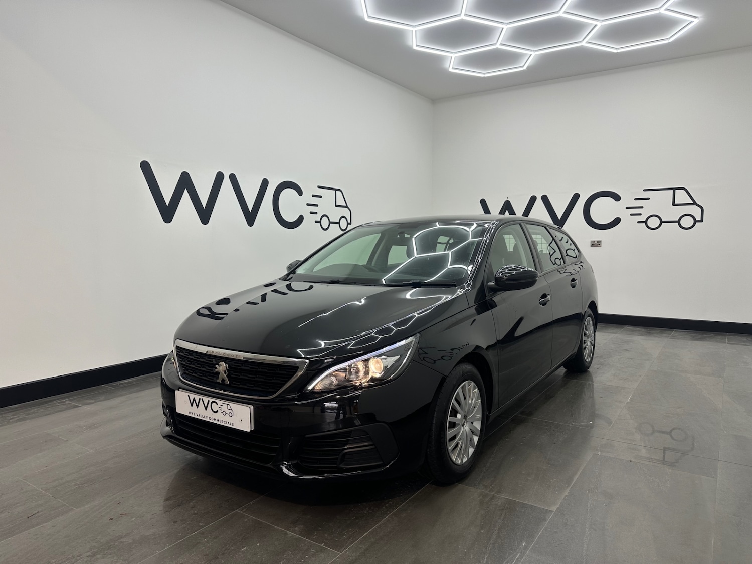 Used Peugeot 308 2018 for sale - 77298508: Photo 3