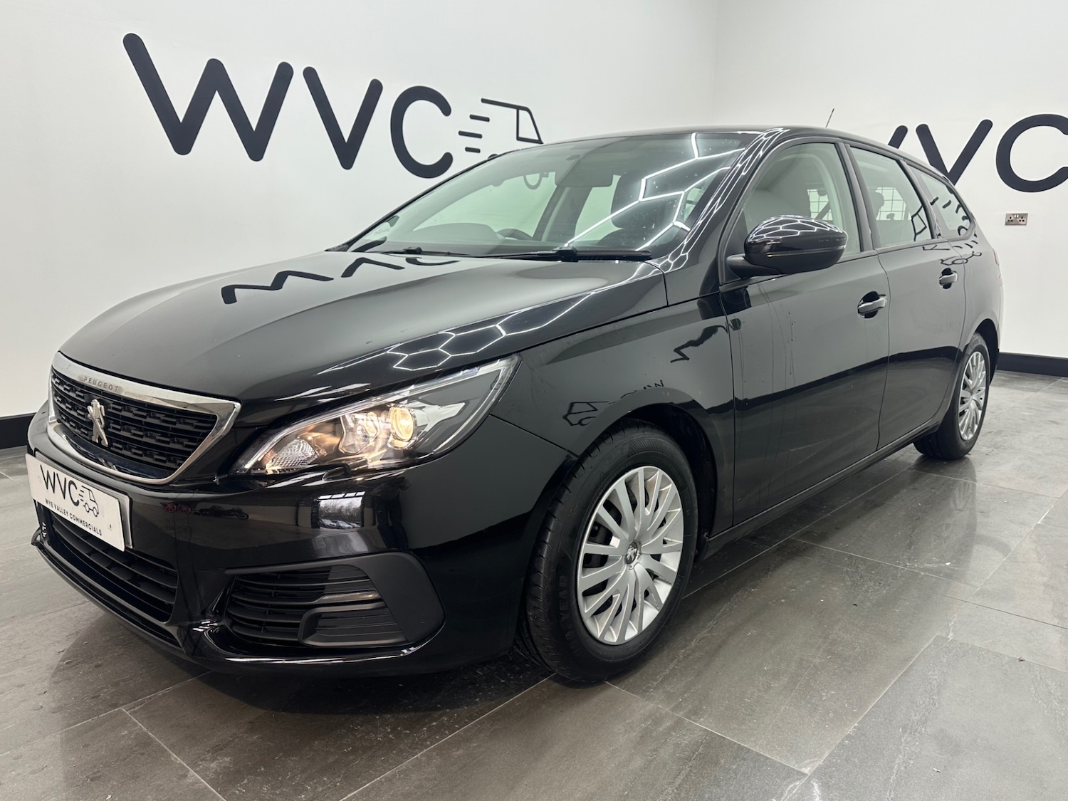 Used Peugeot 308 2018 for sale - 77298508: Photo 4