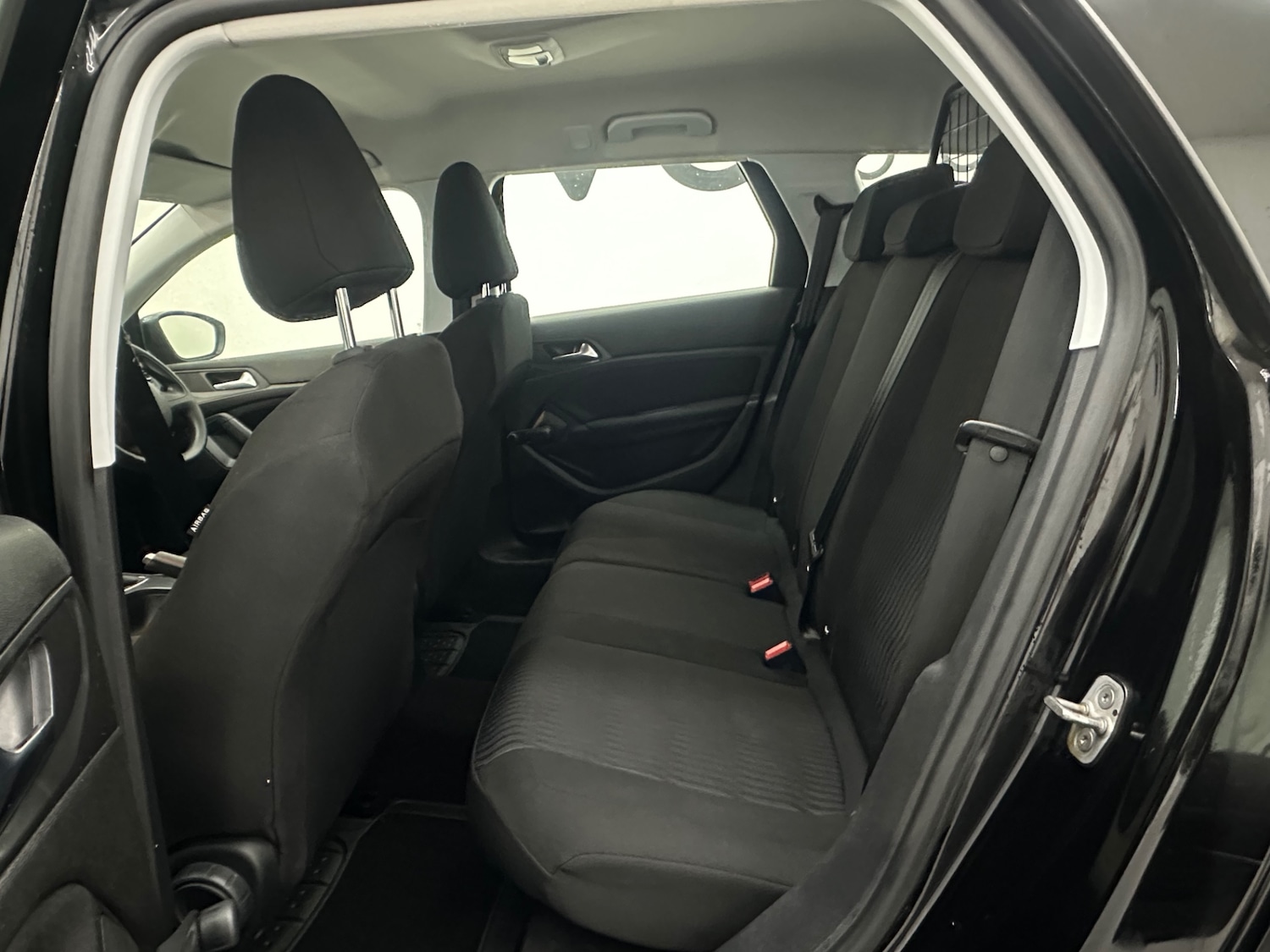 Used Peugeot 308 2018 for sale - 77298508: Photo 6