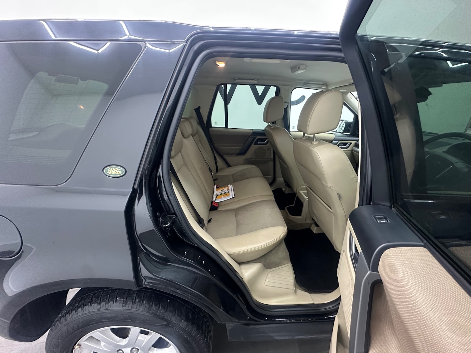 Used Land Rover Freelander 2010 for sale - 76968014: Photo 11