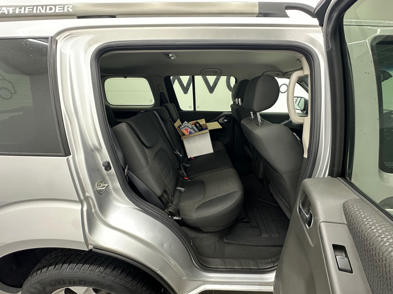 Used Nissan Pathfinder 2011 for sale - 77298641: Photo 19