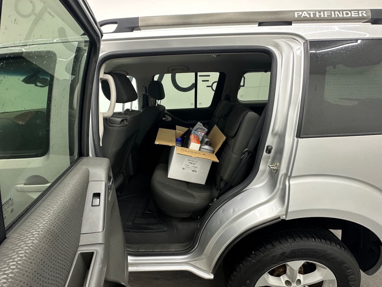 Used Nissan Pathfinder 2011 for sale - 77298641: Photo 9