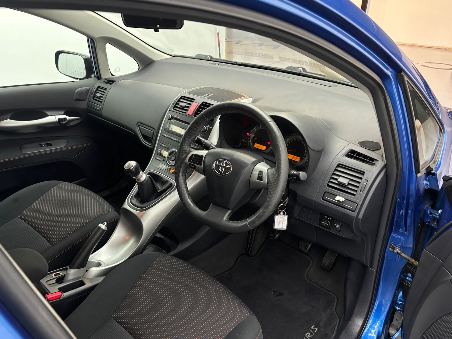 Used Toyota Auris 2010 for sale - 77418388: Photo 19