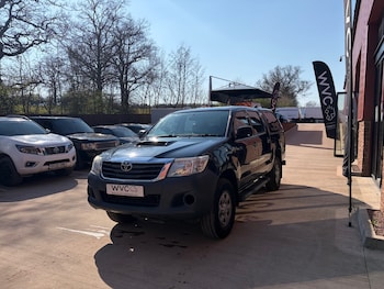 Used Toyota Hilux 2013 for sale - 77947407: Photo