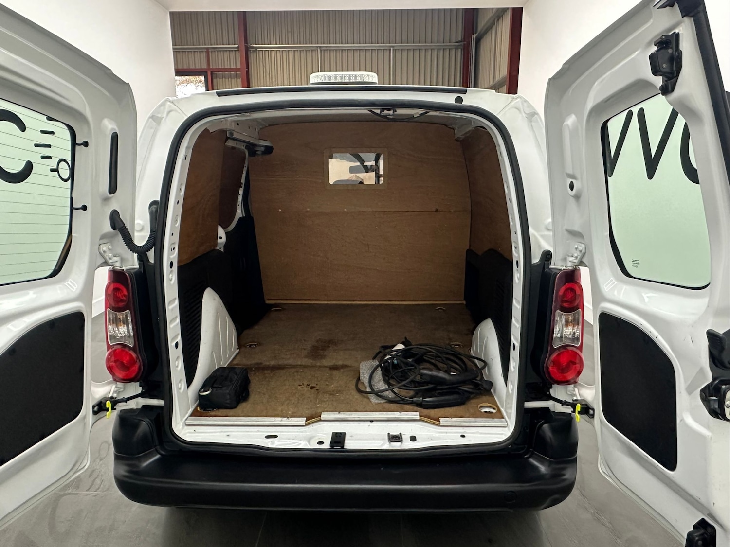 Used Peugeot Partner 2018 for sale - 76626806: Photo 10