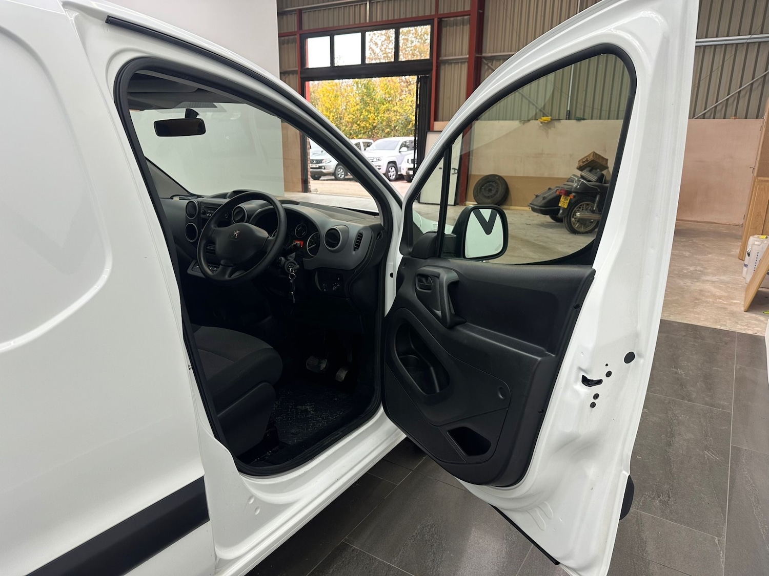 Used Peugeot Partner 2018 for sale - 76626806: Photo 20