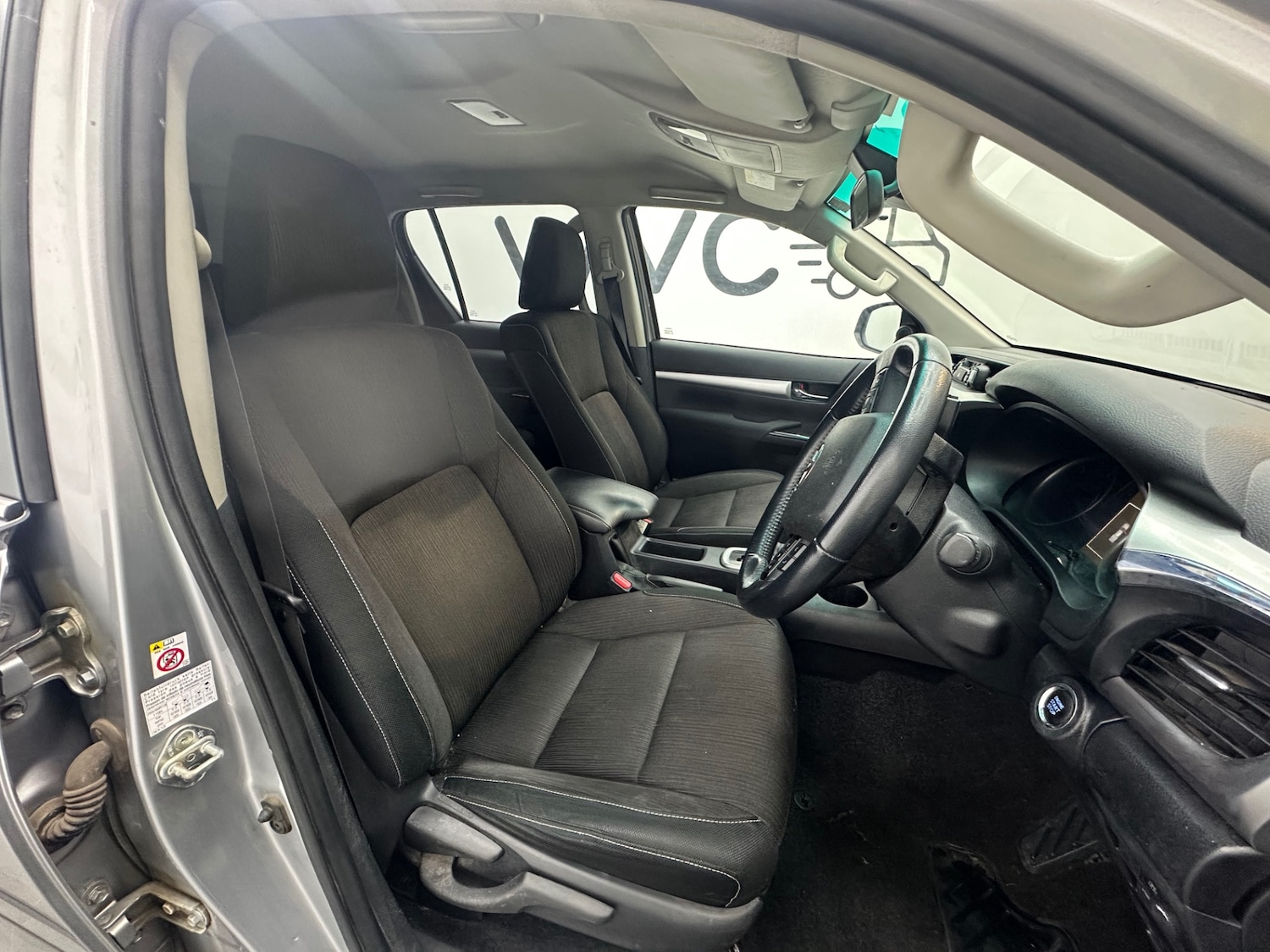 Used Toyota Hilux 2018 for sale - 77000881: Photo 26