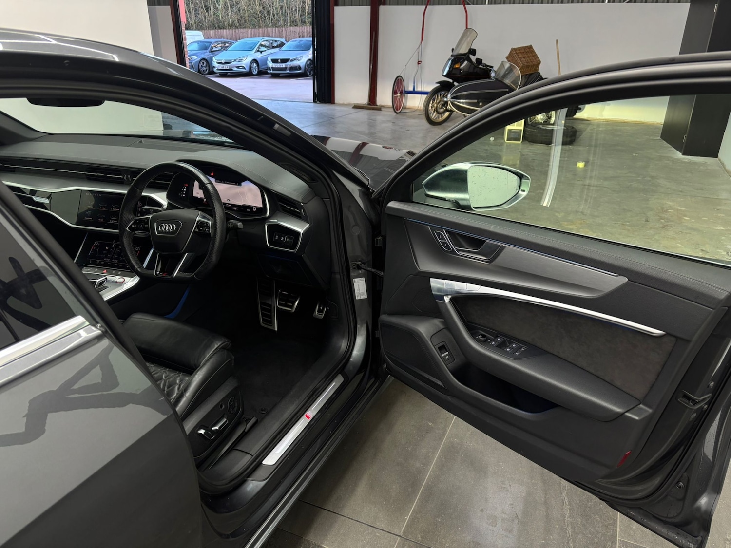 Used Audi A6 2020 for sale - 77258950: Photo 32