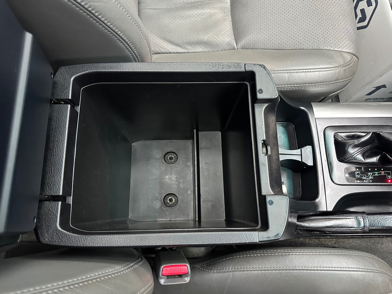 Used Toyota Land Cruiser 2008 for sale - 76626017: Photo 30