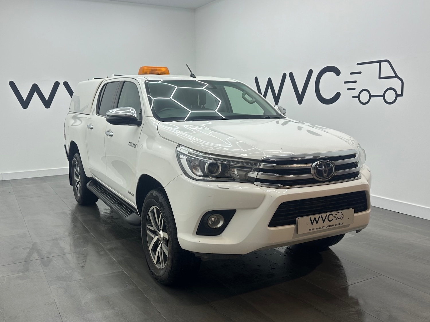 Used Toyota Hilux 2019 for sale - 77001493: Photo 1