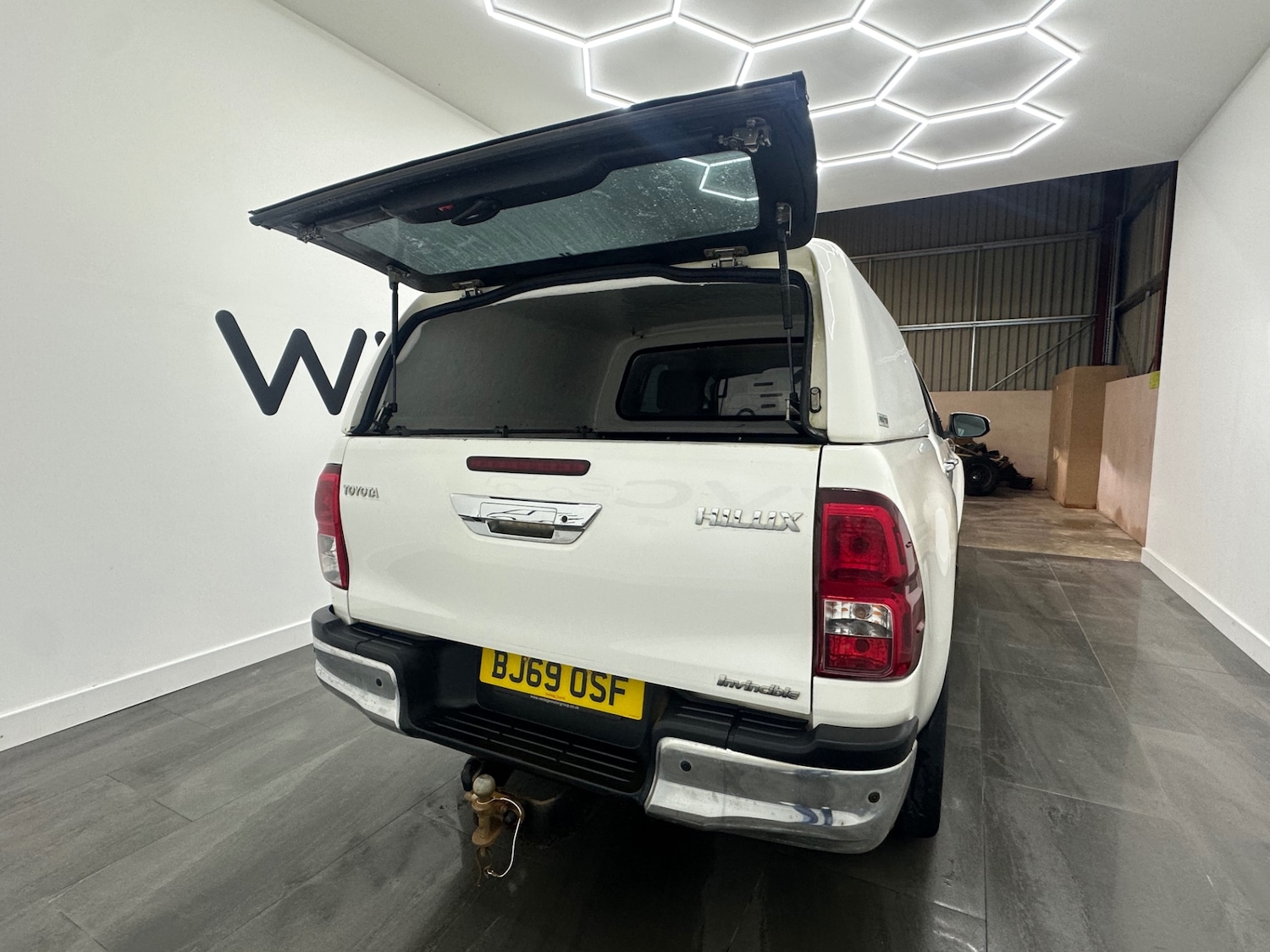 Used Toyota Hilux 2019 for sale - 77001493: Photo 17