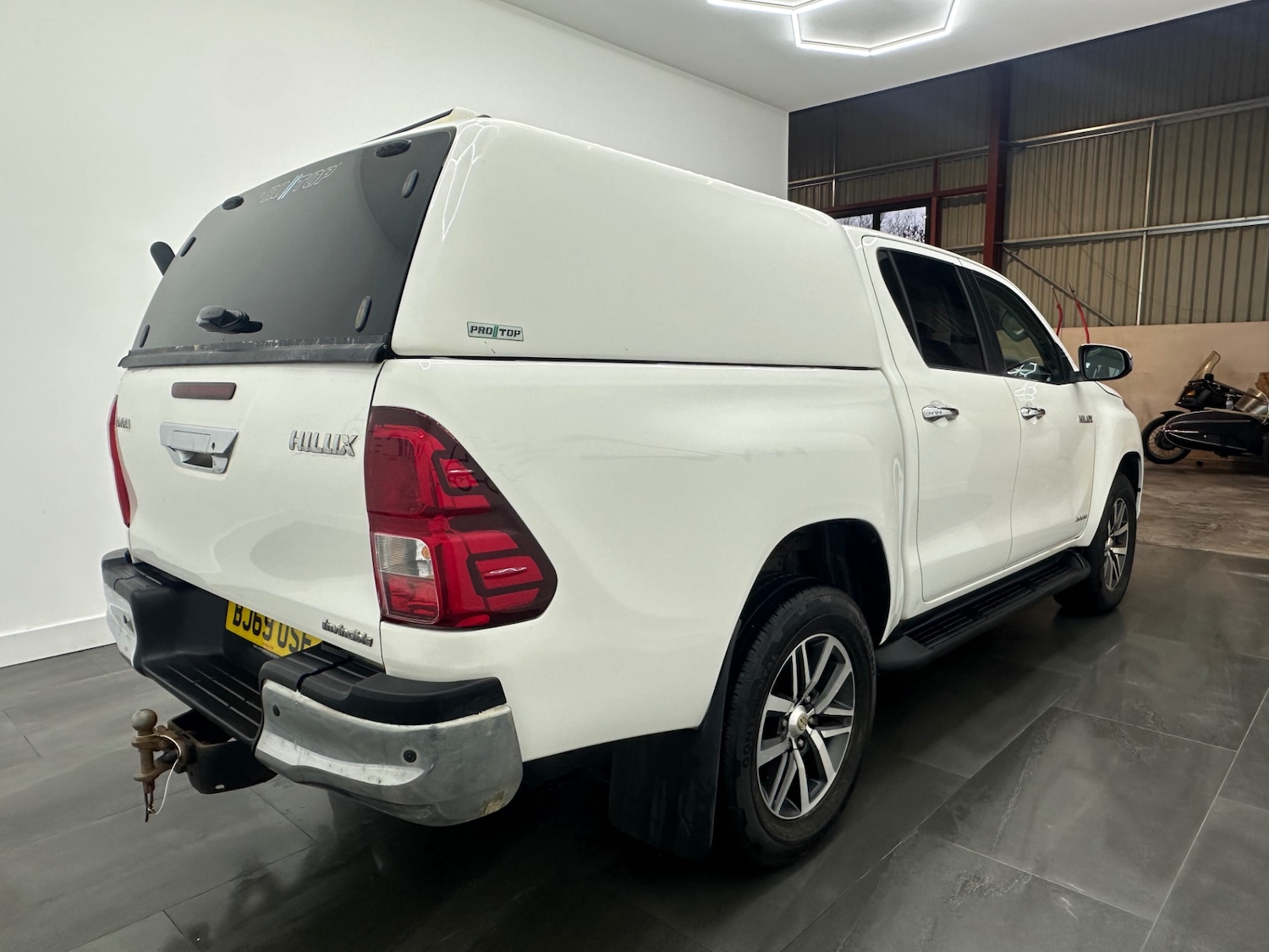 Used Toyota Hilux 2019 for sale - 77001493: Photo 20