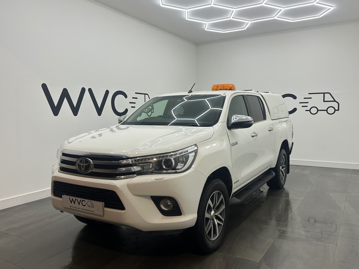 Used Toyota Hilux 2019 for sale - 77001493: Photo 3