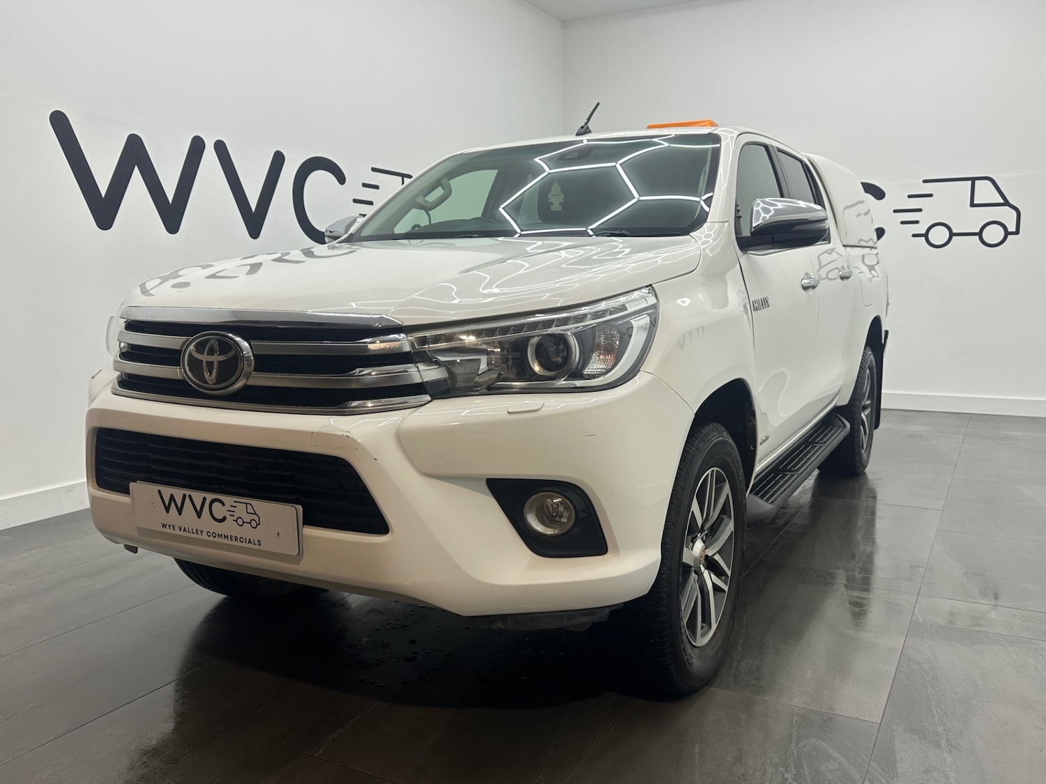 Used Toyota Hilux 2019 for sale - 77001493: Photo 4