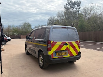 Used Peugeot Partner 2020 for sale - 78080653: Photo