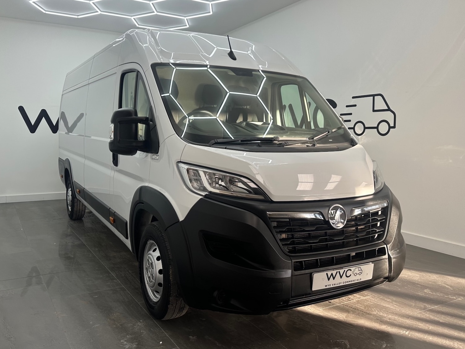Used Vauxhall Movano 2023 for sale - 76649899: Photo 1