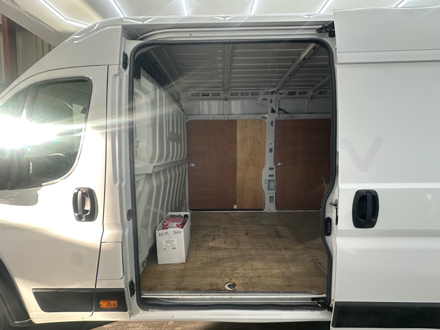 Used Vauxhall Movano 2023 for sale - 76649899: Photo 6