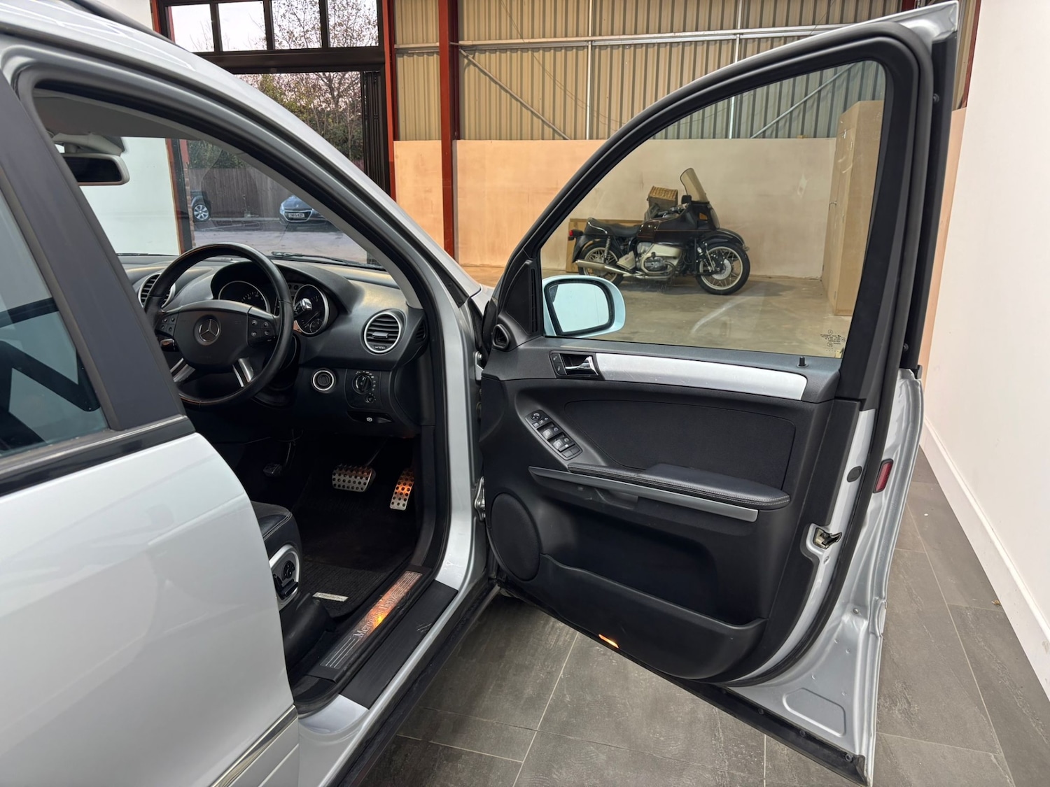 Used Mercedes-Benz M Class 2006 for sale - 76720110: Photo 30