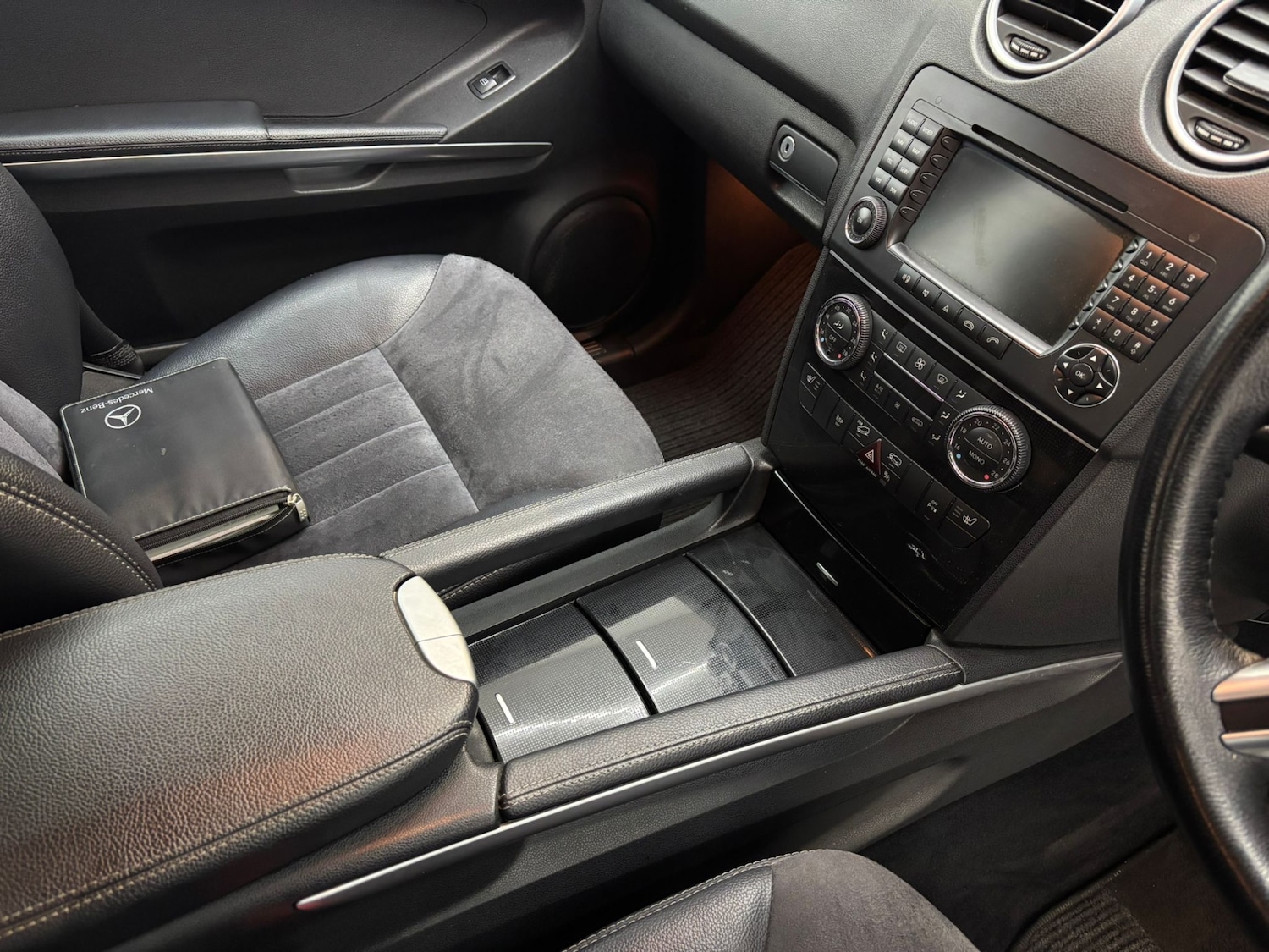 Used Mercedes-Benz M Class 2006 for sale - 76720110: Photo 34