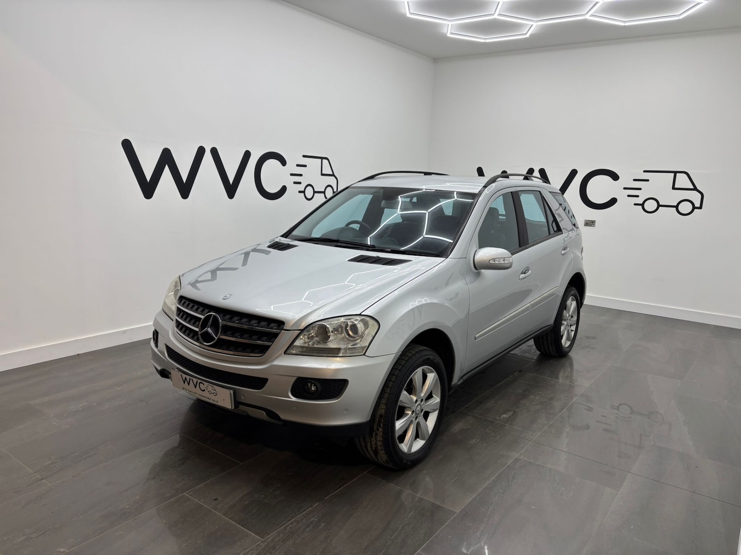 Used Mercedes-Benz M Class 2006 for sale - 76720110: Photo 8