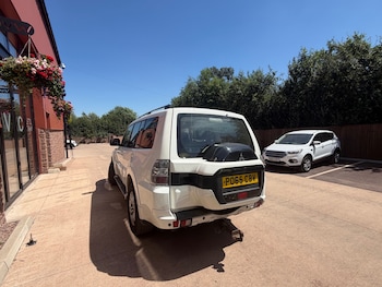 Used Mitsubishi Shogun 2016 for sale - 79019598: Photo