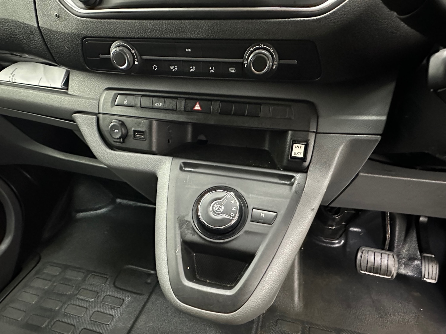 Used Vauxhall Vivaro 2022 for sale - 77618369: Photo 11