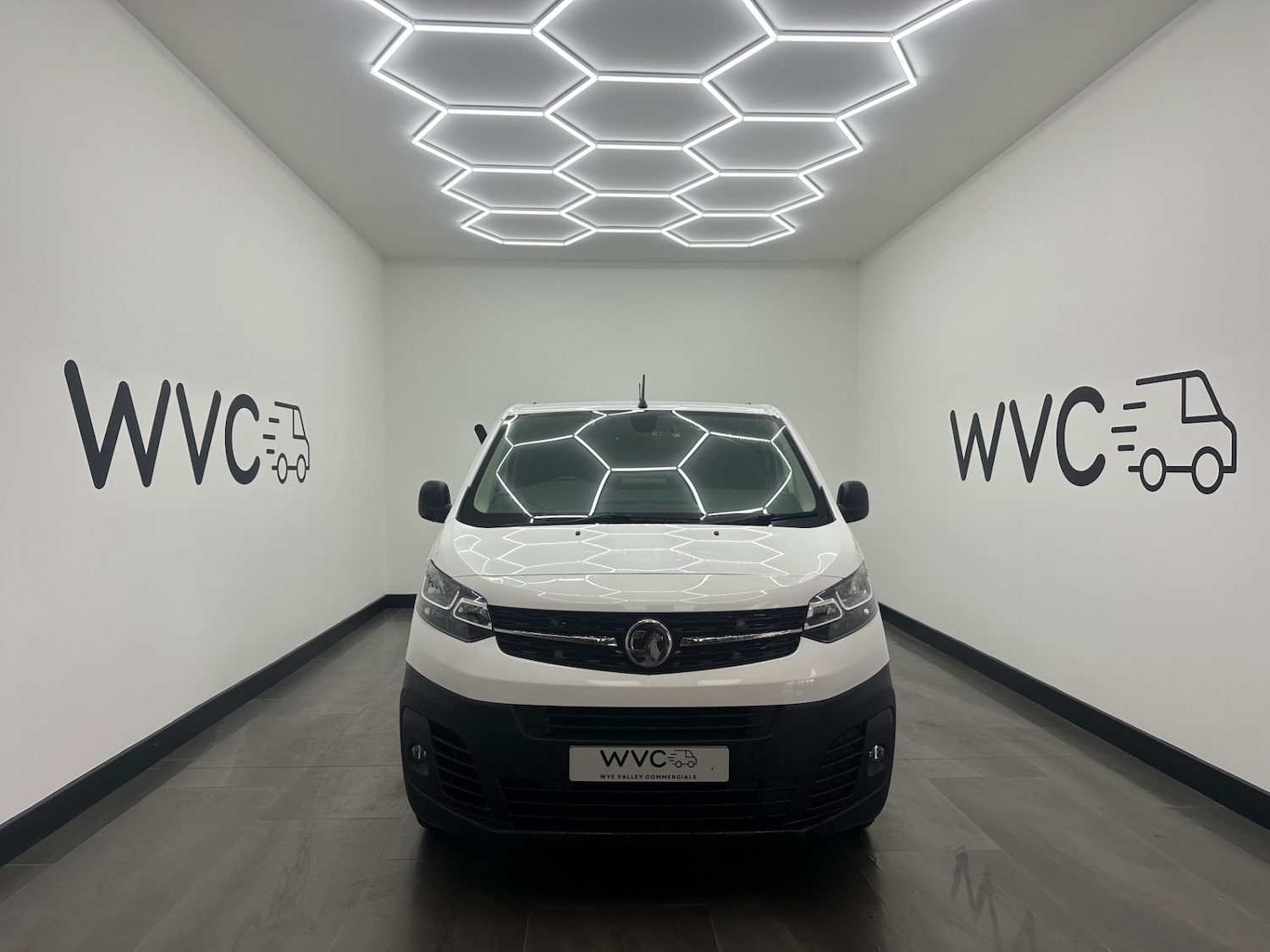 Used Vauxhall Vivaro 2022 for sale - 77618369: Photo 2