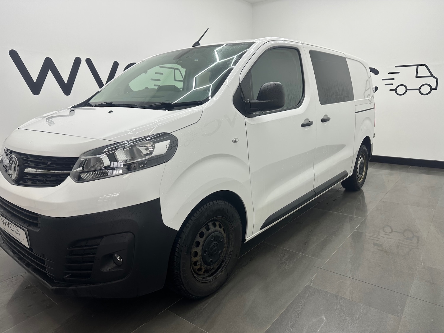 Used Vauxhall Vivaro 2022 for sale - 77618369: Photo 4