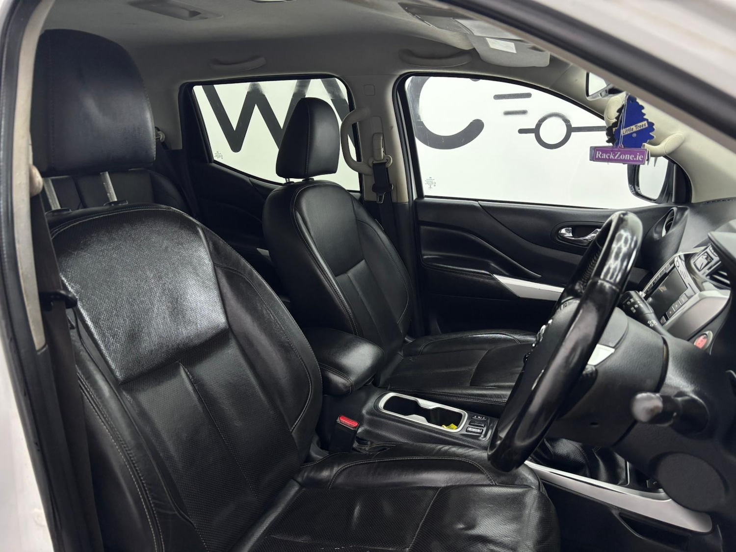 Used Nissan Navara 2020 for sale - 77653037: Photo 21