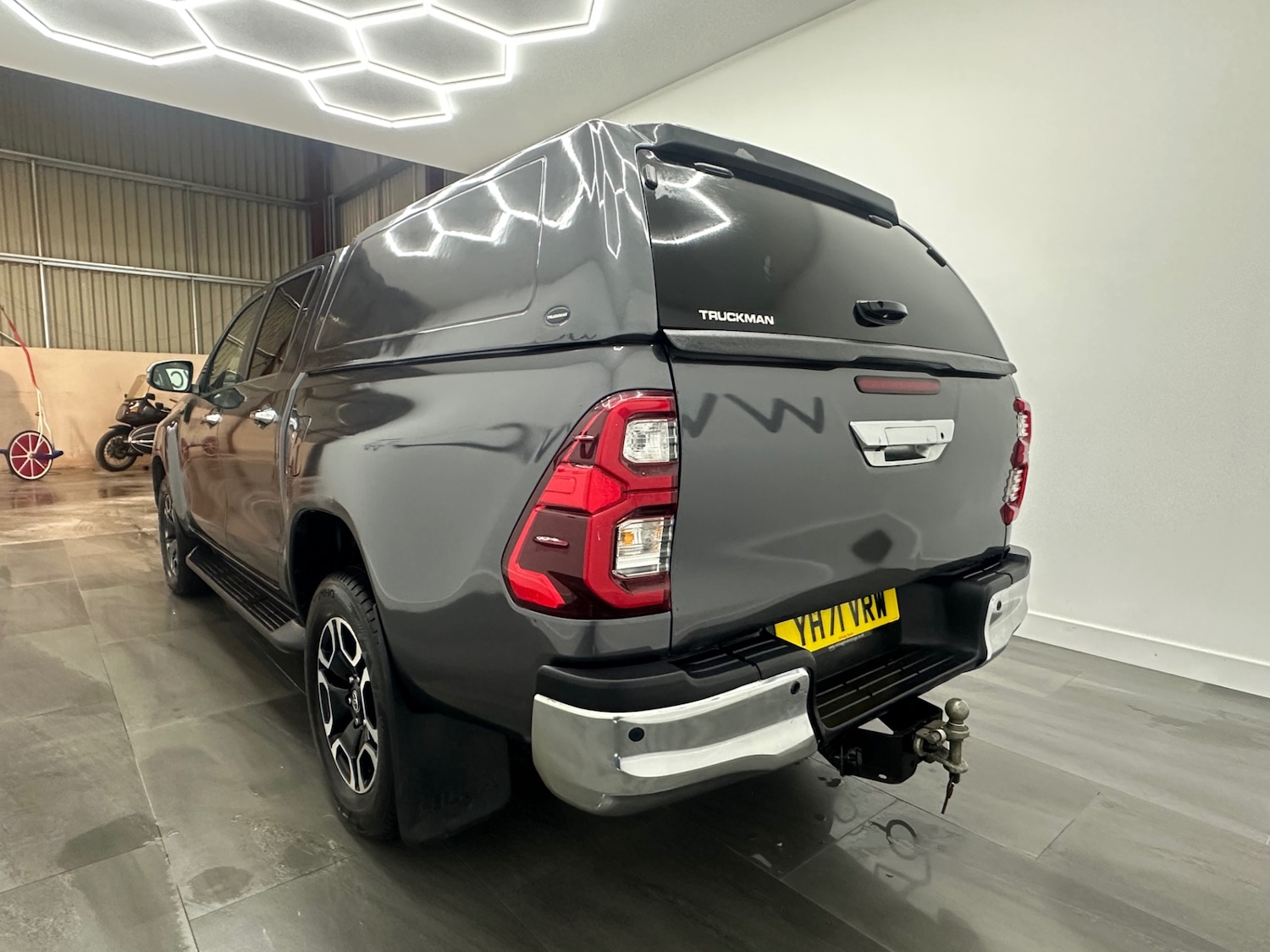 Used Toyota Hilux 2021 for sale - 76981648: Photo 15